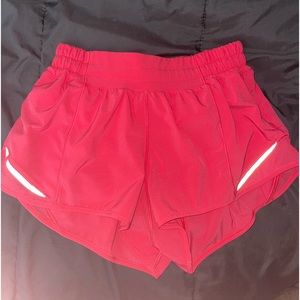 lululemon hotty hots